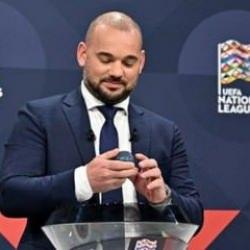 Wesley Sneijder'den Hakan Çalhanoğlu'na övgü