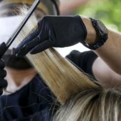 Berberlerde yeni d&ouml;nem başladı! Damat tıraşına rekor zam! 