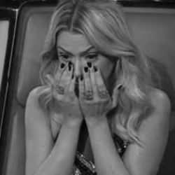 Yılbaşı gecesinden sonra çok eleştirildi! Hadise kendisini böyle savundu...