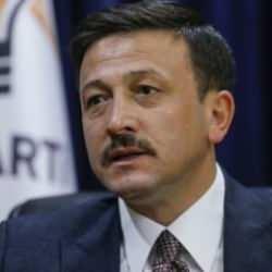 Hamza Dağ'dan &Ouml;zg&uuml;r &Ouml;zel'e sert &ccedil;ıkış: Bu sayfa temiz değil, ilk g&uuml;nden kara bir sayfa!