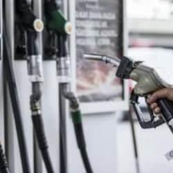 Petrol fiyatları yükseldi, motorine zam geldi!