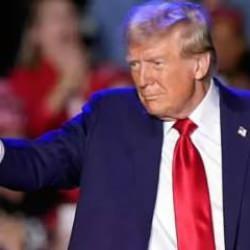 Amerikalı ekonomist itiraf etti Donald Trump paylaştı: Suriye h&uuml;k&uuml;metini devirme g&ouml;revi...