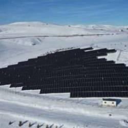 Bayburt Üniversitesi 8 yıldır güneş enerjisiyle aydınlanıyor
