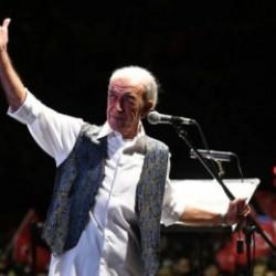 Edip Akbayram'ın sağlık durumu nasıl? Kızından yeni a&ccedil;ıklama