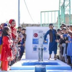 İHH 2024’te 15 ülkede 1185 su kuyusu açtı