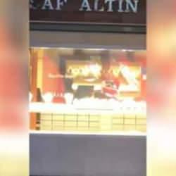 Karabük'te kar maskeli şüpheliler kuyumcudan 20 kilo altın çaldı 