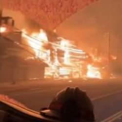 Los Angeles'taki yangında milyon dolarlık evler kül oldu