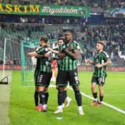 Süper Lig yarışı kızıştı! 1. Lig'de puan durumu