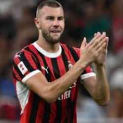 Fenerbahçe'nin teklifine Milan'dan yanıt geldi!
