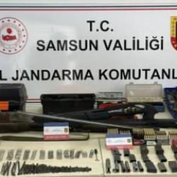 Jandarmadan ka&ccedil;ak silah imalathanesine baskın