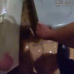 Hırsız yatağın altına saklandı... Polis kamerası o anları kaydetti!