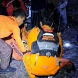 Timsah 5 yaşındaki &ccedil;ocuğu yuttu