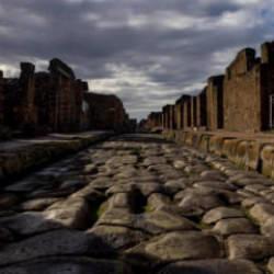 Yanardağ patlamasının ardından büyük sır! Binler buraya akın ediyor