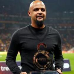 Bir dönem sona erdi! Felipe Melo futbolu bıraktı