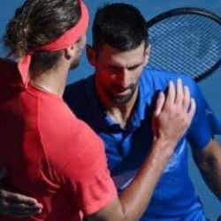 Djokovic maçtan çekildi! Avustralya'da ilk finalist Zvrerev