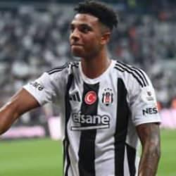 Galatasaray'ın transferi Beşiktaşlı Ndour'a bağlı!