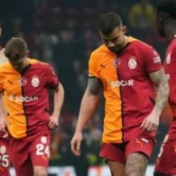 Ümit Davala'dan savunmanın yıldızına eleştiri: Bir attın iki yedirdin