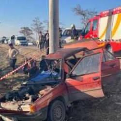 9 defa alkoll&uuml; ara&ccedil; kullanmaktan ehliyetine el konulan s&uuml;r&uuml;c&uuml; kaza yaptı: 2 &ouml;l&uuml;