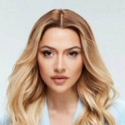 Hadise, &lsquo;ihra&ccedil; edilen teğmenler&rsquo; ile ilgili tarafını se&ccedil;ti! 