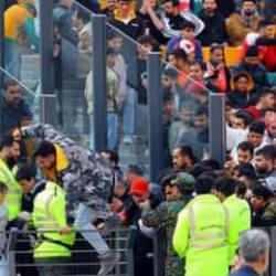 İsmail Kartal'ın ilk maçında ortalık savaş alanına döndü!