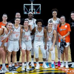 Çimsa’dan kadın basketboluna büyük destek