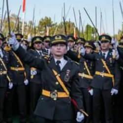 Teğmen Ebru Eroğlu ihraç edildi mi, ne oldu?