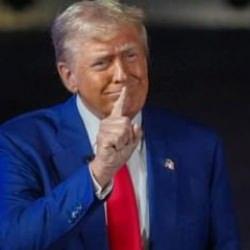 40 bin kişi Donald Trump'ın 'istifa teklifi'ni kabul etti