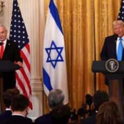 ABD Başkanı Trump t&uuml;m d&uuml;nyaya ilan etti: ABD Gazze'yi devralacak, oranın sahibi olacağız!