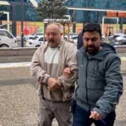 Aksaray'da alacak verecek meselesinde kan aktı: Kendini bı&ccedil;aklayan amcasına...