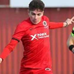Anlaşma tamam! 18'lik Türk orta saha, 1. Lig'den Premier Lig'e gidiyor