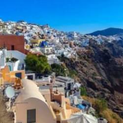 Ege'de deprem paniği: Okullar tatil edildi