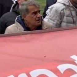 Hataylı taraftarlardan Şenol Güneş'e deprem tepkisi!