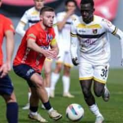 İstanbulspor, Kasımpaşa'yı ilk yarıda yıktı