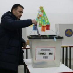  Kosova sandık başında!