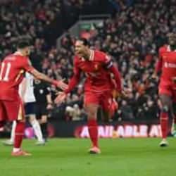 Liverpool farklı kazandı, finale yükseldi! 