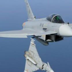 Türkiye'nin satın alacağı yeni savaş uçağı ve füze dünya gündeminde