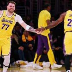 Doncic siftah yaptı! Lakers, Jazz'ı mağlup etti