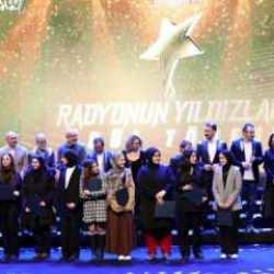 Esenler’de 'Radyonun Yıldızları' ödülleri sahiplerini buldu