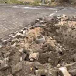 Mardin'de bomba d&uuml;zeneği bulundu: Bomba imha ekipleri &ccedil;ağırıldı