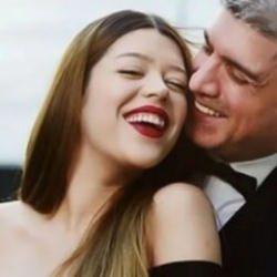 Özcan Deniz’e eski eşinden darp suçlaması: Fotoğraflar ortaya çıktı!