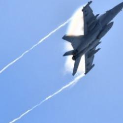 Son dakika: ABD'de askeri uçak düştü