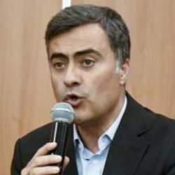 Son Dakika: Van Büyükşehir Belediye Başkanı Zeydan görevden uzaklaştırıldı