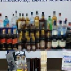 Zeytinburnu'nda depoya sahte alkol baskını: 155 şişe sahte alkol ele ge&ccedil;irildi