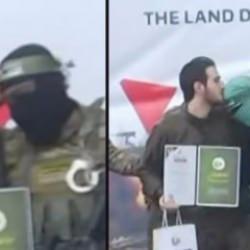 İsrailli esir Omer Shem-Tov esir takasında Kassam askerlerini alnından &ouml;pt&uuml;