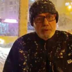 Kartal'da frenleri tutmayan İETT otobüsü şoförü yolcuları indirdi 