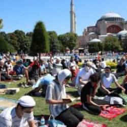 "Deist ve ateist gen&ccedil;ler yetişiyor" yalanı alaşağı oldu! Araştırma verileri ortaya &ccedil;ıktı