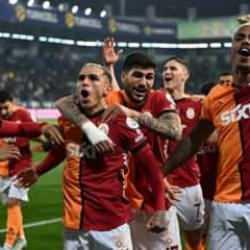 Galatasaray'dan derbi öncesi bir rekor daha!