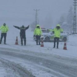 Son dakika haberi: Bolu Dağı çift yönlü olarak ulaşıma kapandı