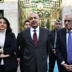 DEM Parti'nin &uuml;&ccedil;&uuml;nc&uuml; İmralı ziyaretine onay! 