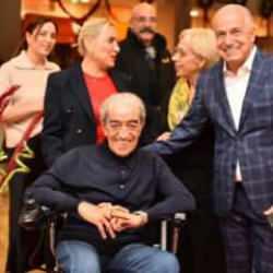 Edip Akbayram'ın ailesiyle birlikte son g&ouml;r&uuml;nt&uuml;leri ortaya &ccedil;ıktı